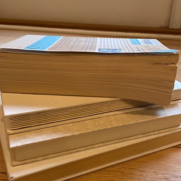 I know this much is true (Wally Lamb) - Picture 5 of 5